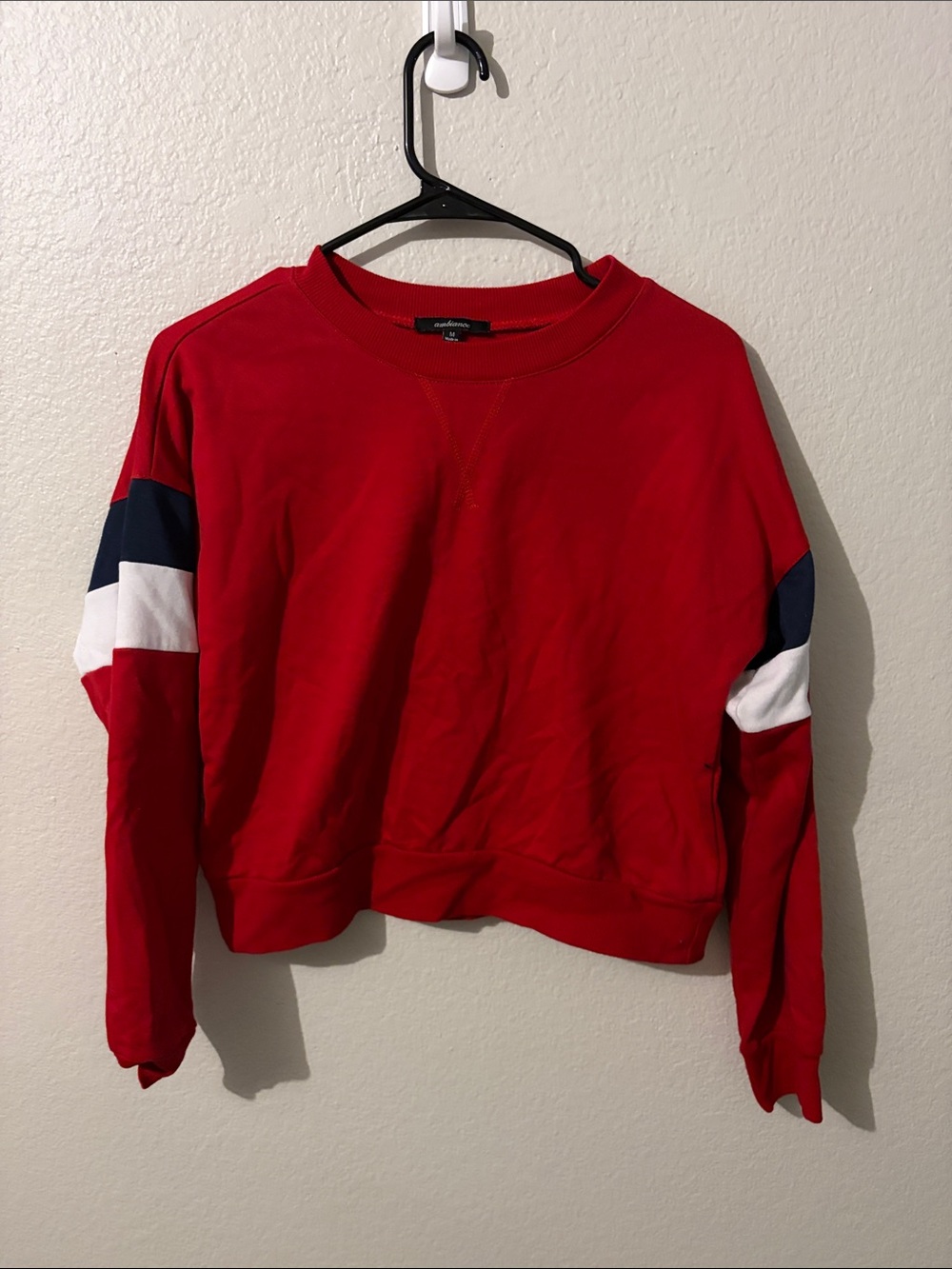 Women’s Colorblock Cropped Crewneck Sweatshirt Size Medium - Red, White, & Navy